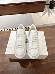	 Alexander McQueen Sneakers 06 - 2