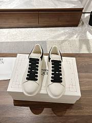	 Alexander McQueen Sneakers 11 - 4