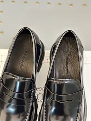 	 Alexander McQueen Black Shiny Loafers - 3