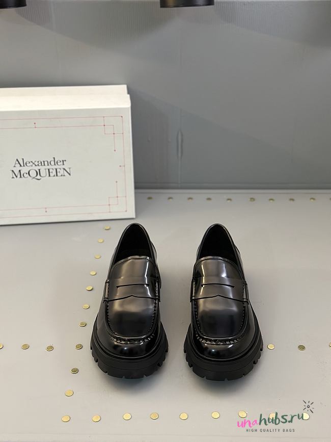 	 Alexander McQueen Black Shiny Loafers - 1