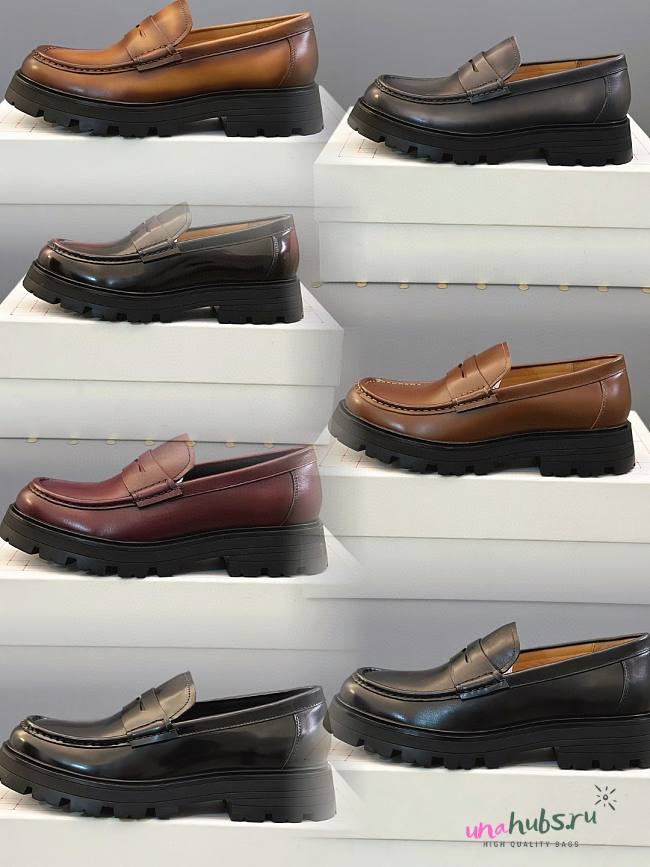 	 Alexander McQueen Loafers - 1