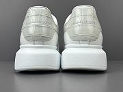 Alexander McQueen Sneakers 17 - 2