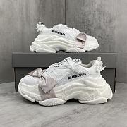 Balenciaga White 