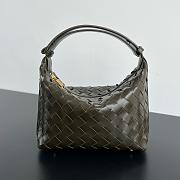 Bottega Veneta Wallace Dark Green Shoulder Bag - 22x13x9.5cm - 1