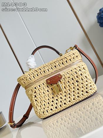 Louis Vuitton Vanity Chain Pouch Natural Tan Raffia - 19 x 6.5 x 11.5 cm