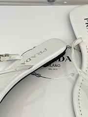 	 Prada White Leather thong sandals - 2