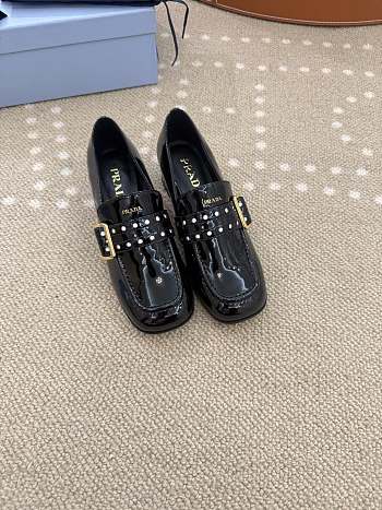 Prada Black Patent leather pumps