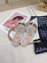 	 Valentino Garavani Rockstud Wispy Leather Mules In White - 5