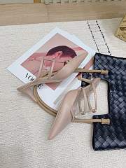 	 Valentino Garavani Rockstud Wispy Leather Mules In Nude 6.5cm - 3