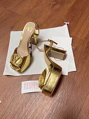 Valentino Garavani 115mm VLogo Signature Pumps Gold - 4