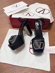 Valentino Garavani 90mm Logo Embellishment Sandals - 5