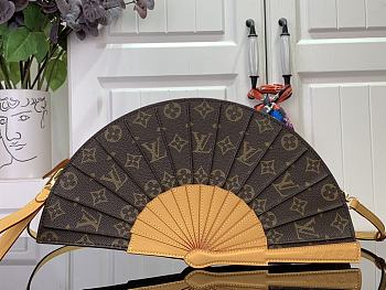 Louis Vuitton Fan Monogram Bag - 19x6x37cm