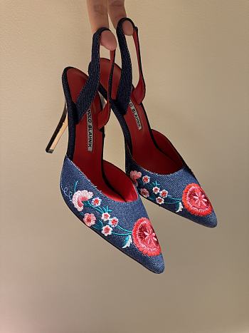Manolo Blahnik Carolyne 100 Denim Fauna Floral Heels