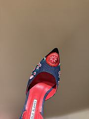 Manolo Blahnik Carolyne 100 Denim Fauna Floral Heels - 2