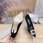 Manolo Blahnik Tuberian 90 black suede pumps - 5