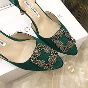 MANOLO BLAHNIK Hangisli 7cm Green Slingback Pumps - 6