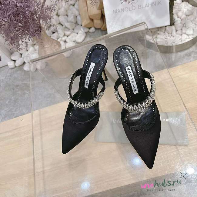 Manolo Blahnik Lutara Crystal-Embellished 90mm Mules In Black - 1