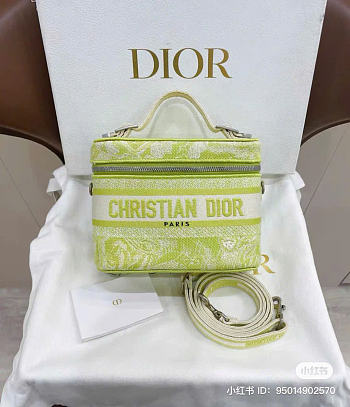 Dior Light Green Canvas Small Toile De Jouy Diortravel Vanity Case Shoulder Bag - 18x14x10cm