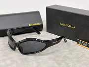 Balenciaga Black Sunglasses Gift 02 - 2