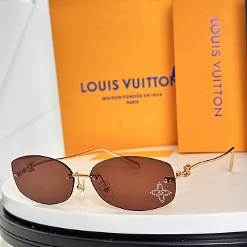 Louis Vuitton Glam 2.0 Oval Sunglasses