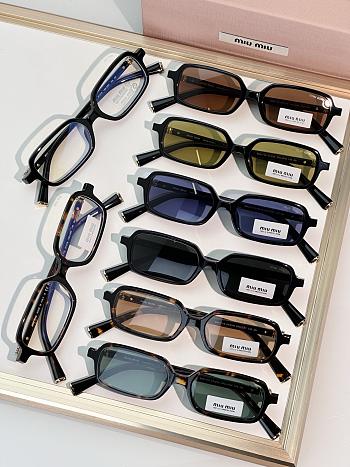 Miu Regard rectangular sunglasses