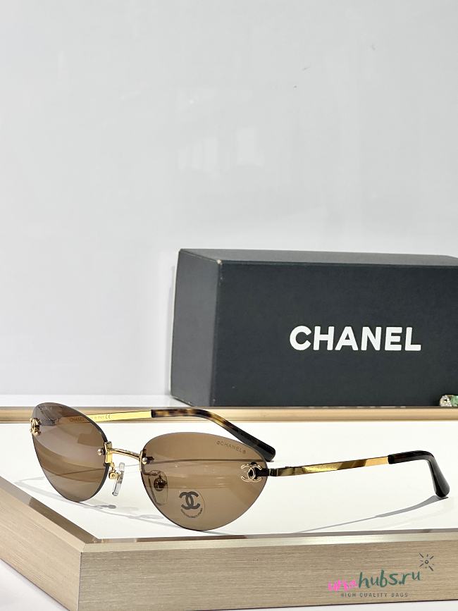 Chanel Sunglasses Chanel Gold in Metal  - 1