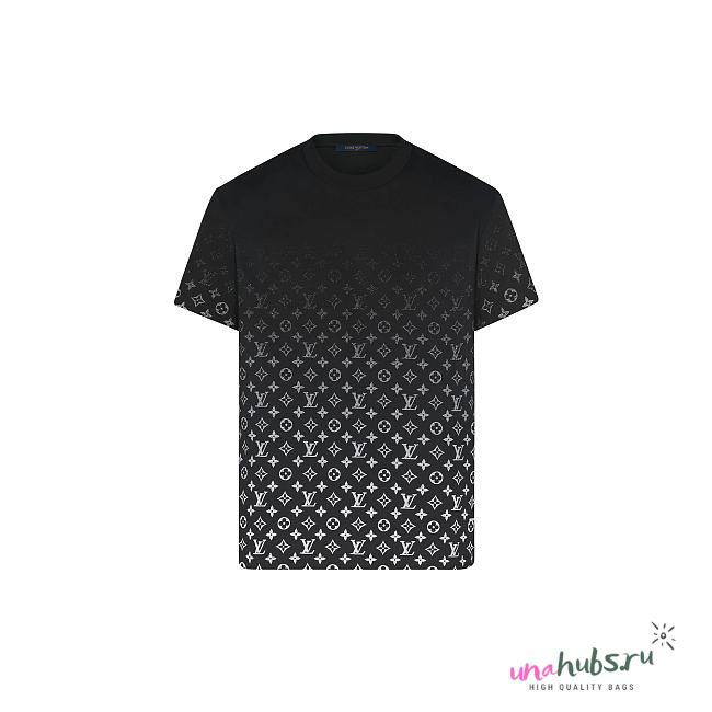 Louis Vuitton  LVSE Monogram Gradient T-Shirt - 1