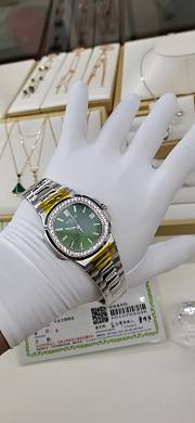 PATEK PHILIPPE NAUTILUS RHINESTONE GREEN 42mm - 5