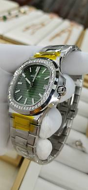 PATEK PHILIPPE NAUTILUS RHINESTONE GREEN 42mm - 4