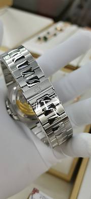 PATEK PHILIPPE NAUTILUS RHINESTONE GREEN 42mm - 2
