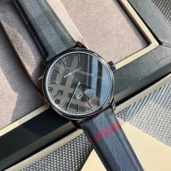 Burberry Mens The Classic Horseferry Check Watch 40mm