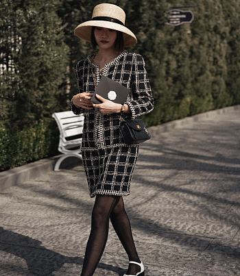Chanel Interlocking G Bucket Hat Raffia 