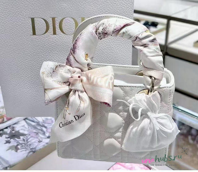 Dior Brown Herbarium Mitzah Scarf Beige Silk - 6X105cm - 1