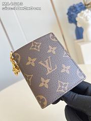 	 Louis Vuitton Charms Monogram Zesty Lime Blue - 10 x 2.5 x 9 cm - 5