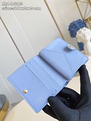 	 Louis Vuitton Charms Monogram Zesty Lime Blue - 10 x 2.5 x 9 cm - 2
