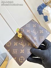 	 Louis Vuitton Charms Monogram Zesty Lime Green - 10 x 2.5 x 9 cm - 3