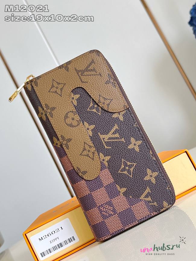 Louis Vuitton Zippy Wallet Brown -  19.5 x 10.5 x 2.5 cm - 1