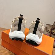 	 Hermes Taupe Loop sneaker - 2