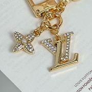 Louis Vuitton Micro Charms LV Iconic Key Holder - Luxury S00 Gold - 5