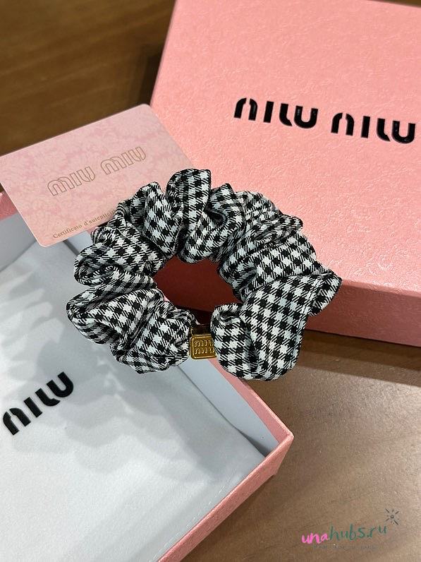 Miu Miu Black checkered scrunchies - 1