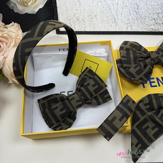 Fendi FF Motif Set - 1
