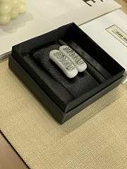	 Miu Miu Plexiglas crystal white hair clip - 3
