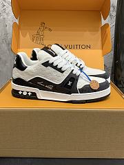 Louis Vuitton Sneakers in 4 colors - 3
