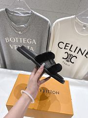 	 Louis Vuitton Black Fur Slides 02 - 5