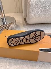 Louis Vuitton Black Flore Car Shoe - 6