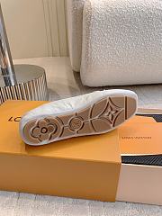 	 Louis Vuitton White Flore Car Shoe - 3
