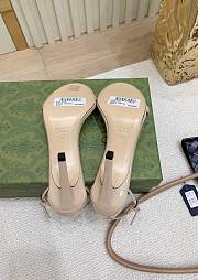 	 Gucci 9.5cm beige Heels - 2
