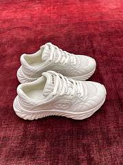 Gucci Interlocking G Leather Sneakers  - 6