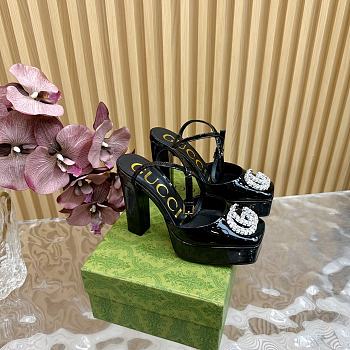 Gucci platform pump with Double G Black