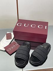 Gucci Men's slide sandal padded GG canvas - 4
